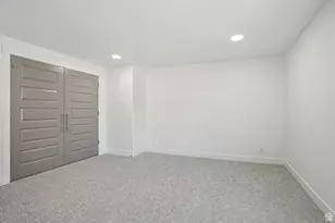 1189 E Benchview Dr, Ogden, UT 84404 - Photo 29