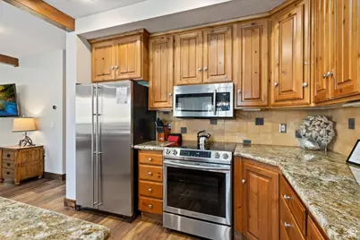 2305 Queen Esther Dr #201, Park City, UT 84060 - Photo 11
