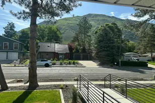 7726 S 3500 E, Cottonwood Heights, UT 84121 - Photo 17