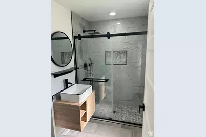 7726 S 3500 E, Cottonwood Heights, UT 84121 - Photo 11