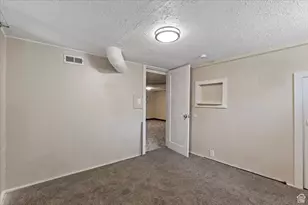 917 E Sullivan Rd, Ogden, UT 84403 - Photo 15