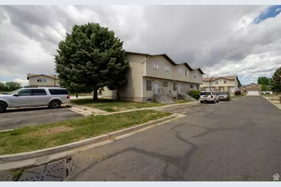 1350 W 150 N #22, Vernal, UT 84078 - Photo 9