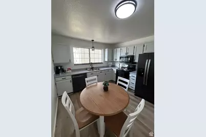 1350 W 150 N #22, Vernal, UT 84078 - Photo 11