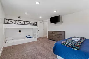 300 S 100 St W, Garden City, UT 84028 - Photo 17
