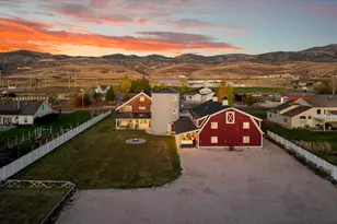 300 S 100 St W, Garden City, UT 84028 - Photo 13