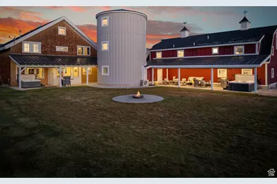 300 S 100 St W, Garden City, UT 84028 - Photo 11