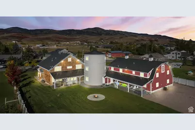 300 S 100 St W, Garden City, UT 84028 - Photo 21