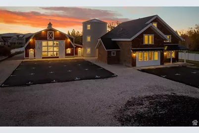 300 S 100 St W, Garden City, UT 84028 - Photo 5