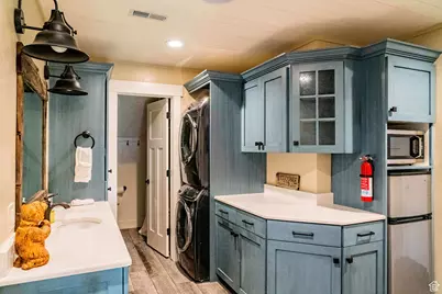 300 S 100 St W, Garden City, UT 84028 - Photo 75