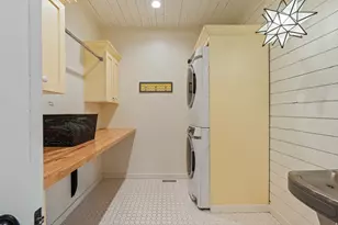 300 S 100 St W, Garden City, UT 84028 - Photo 85