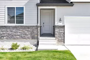 2065 E Burger St, Lake Point, UT 84074 - Photo 37