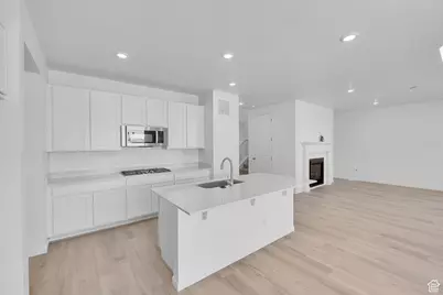 2065 E Burger St #1247, Lake Point, UT 84074 - Photo 5