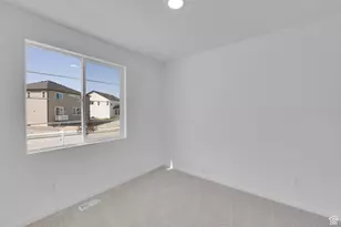 2065 E Burger St, Lake Point, UT 84074 - Photo 11