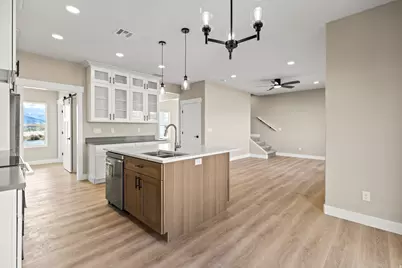 305 E 2690 N, Sigurd, UT 84657 - Photo 9