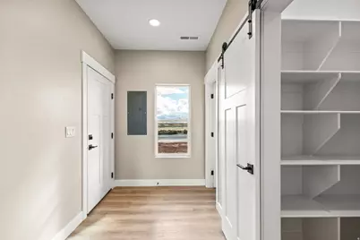 305 E 2690 N, Sigurd, UT 84657 - Photo 15