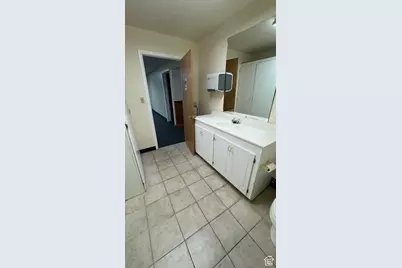 1190 N Springcreek Pl W, Springville, UT 84663 - Photo 9