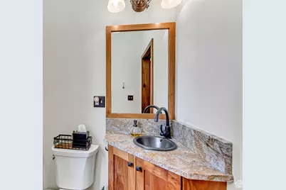 15 S 1200 E, Salt Lake City, UT 84102 - Photo 29