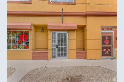 201 W Center St, Provo, UT 84601 - Photo 17