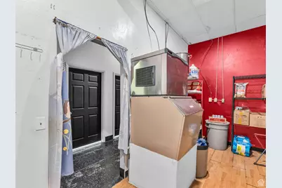 225 W Center St, Provo, UT 84601 - Photo 29