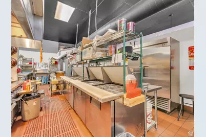 225 W Center St, Provo, UT 84601 - Photo 15