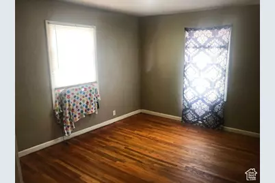 2726 S Cyprus Ln, Magna, UT 84044 - Photo 7