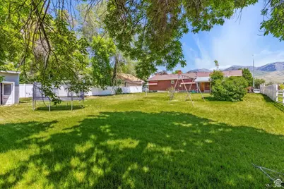 339 S Main St, Smithfield, UT 84335 - Photo 29