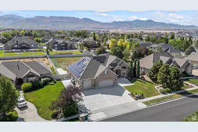 12562 S Majestic Hill Ct, Herriman, UT 84096 - Photo 65