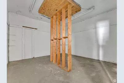 40 S Freedom Blvd, Provo, UT 84601 - Photo 33