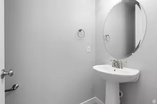 748 W Signal Dr, Salt Lake City, UT 84123 - Photo 7