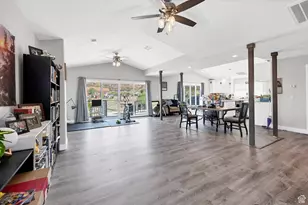 740 W Uzona Ave, Hildale, UT 84784 - Photo 7