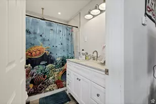 740 W Uzona Ave, Hildale, UT 84784 - Photo 15