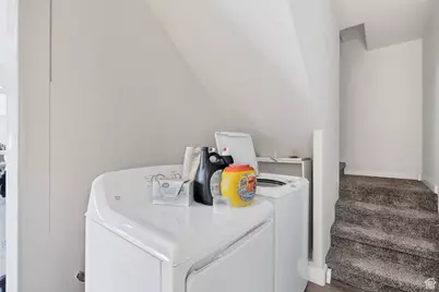 740 W Uzona Ave, Hildale, UT 84784 - Photo 9