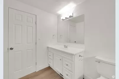 282 E 925 S, Layton, UT 84041 - Photo 17