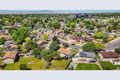 282 E 925 S, Layton, UT 84041 - Photo 31