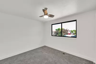 282 E 925 S, Layton, UT 84041 - Photo 19