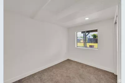 282 E 925 S, Layton, UT 84041 - Photo 23