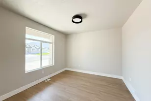 2067 N 450 W, Tooele, UT 84074 - Photo 5