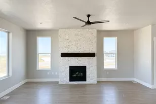 2067 N 450 W, Tooele, UT 84074 - Photo 3