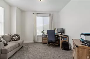 1046 W Seasons View Ct, Lehi, UT 84043 - Photo 5