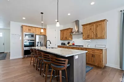 1046 W Seasons View Ct, Lehi, UT 84043 - Photo 9