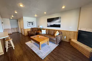 941 N Newberg Pl, Garden City, UT 84028 - Photo 17