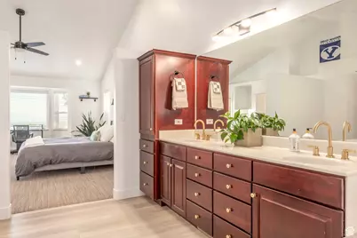 1559 E Oak Cliff Dr N, Provo, UT 84604 - Photo 31