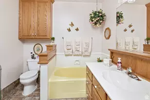 102 S 1000 W, Tremonton, UT 84337 - Photo 21