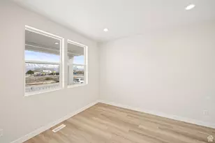 3193 S Blue Heron Dr E, Saratoga Springs, UT 84045 - Photo 5