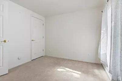 7825 S Spruce Tree Ln, Sandy, UT 84094 - Photo 21