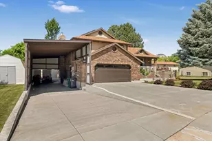 1735 Hayes Dr, Layton, UT 84040 - Photo 3