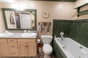 10273 Flanders Rd S, Sandy, UT 84092 - Photo 27