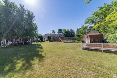 10273 Flanders Rd S, Sandy, UT 84092 - Photo 41