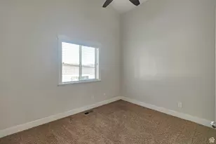 222 E 905 N, Orem, UT 84057 - Photo 17