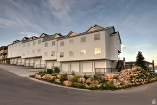 939 N Harbor Village Dr E, Garden City, UT 84028 - Photo 5